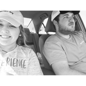 Meet your Posher, Mia